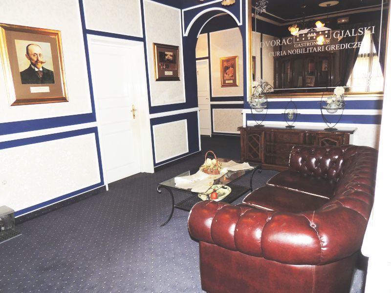 Hotel Castle Gjalski 扎布 外观 照片