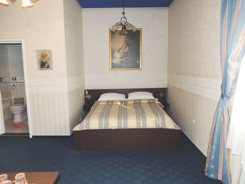Hotel Castle Gjalski 扎布 外观 照片