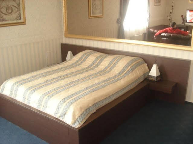 Hotel Castle Gjalski 扎布 外观 照片